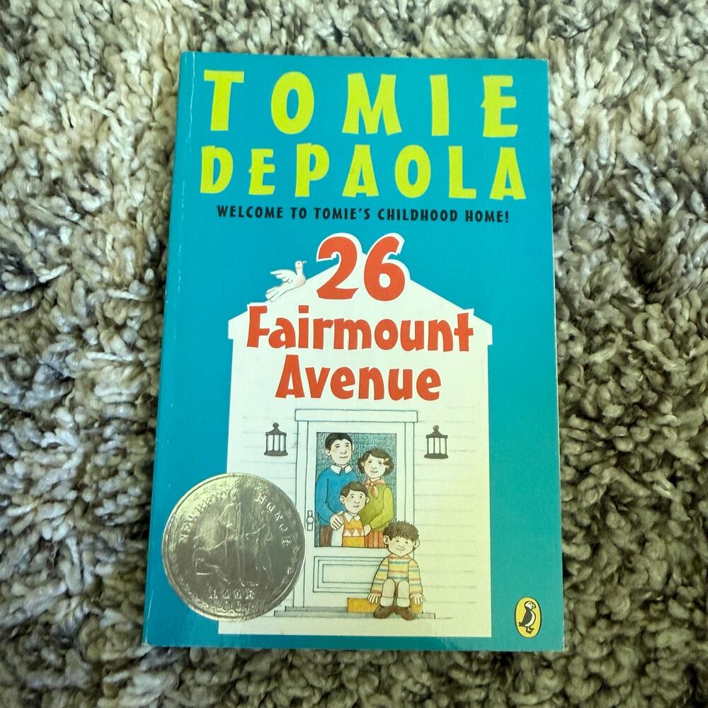 Tomie DePaola 26 Fairmont Avenue Memoir Book Paperback Newbury Honor